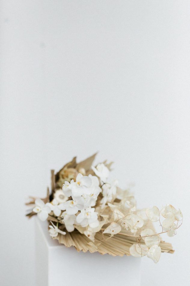 Modern Wedding - Wedding florist - Capucine Atelier floral