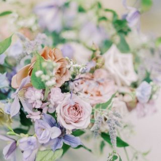 Un elopement at Domaine des Martins in Provence - Atelier Capucine - Floral designer - Fine art wedding - Provence