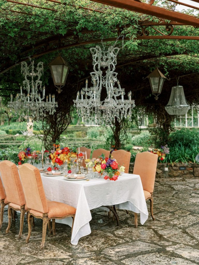 Un mariage au Château de Berne en Provence - Capucine Atelier Floral - Fleuriste mariage fine art
