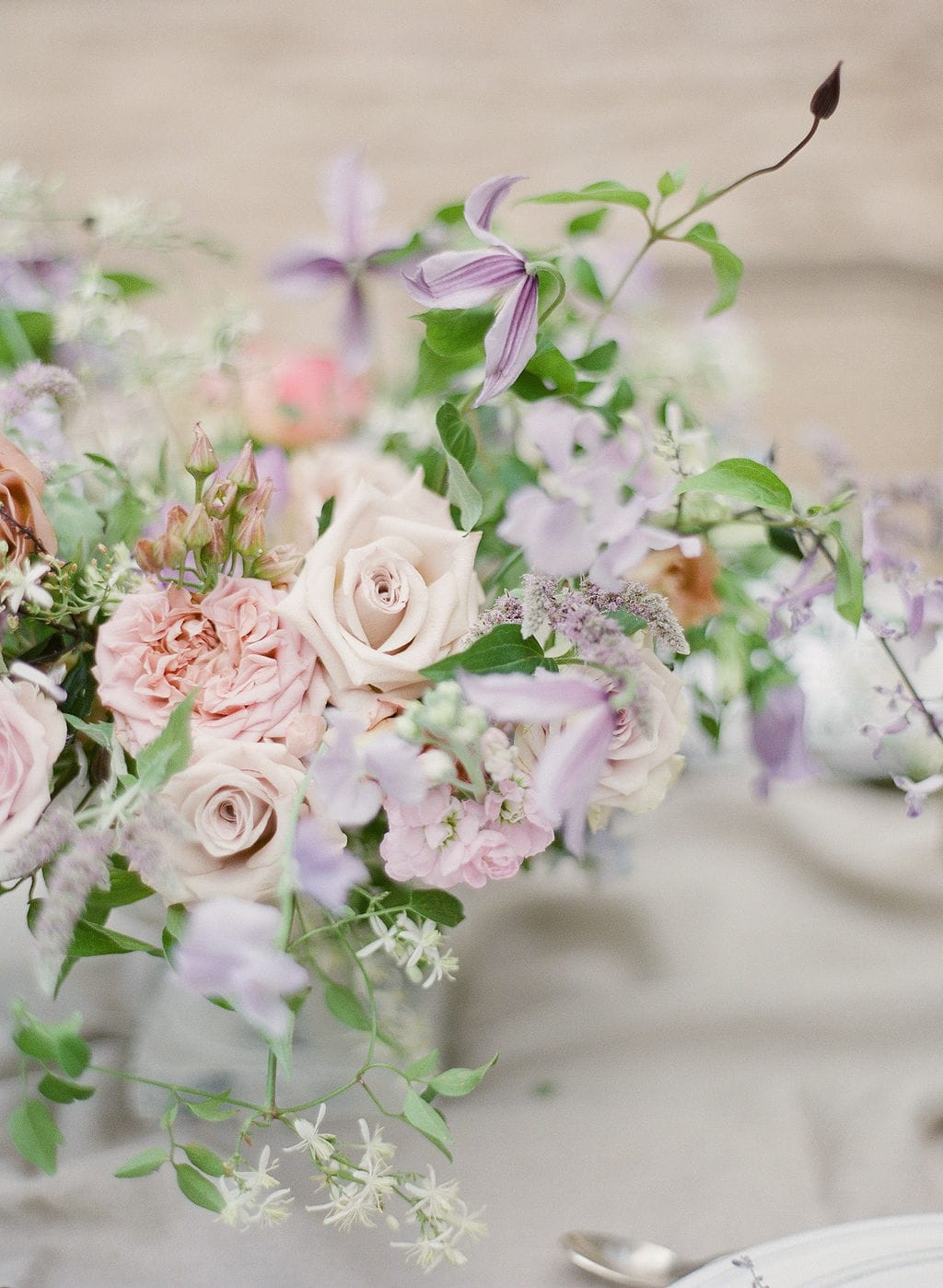 Un elopement au Domaine des Martins en Provence - Capucine Atelier Floral - fleuriste mariage fine art