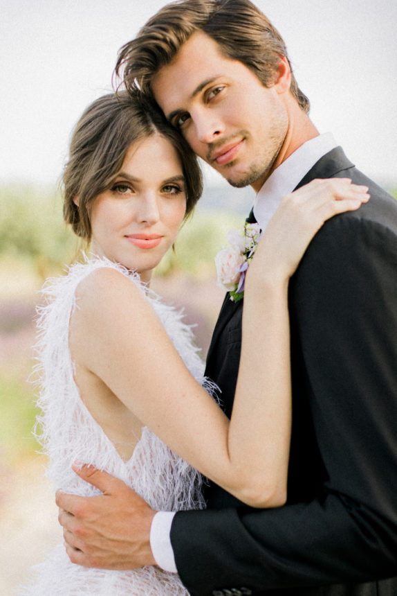 Un mariage romantique dans les champs de lavande en Provence - Capucine Atelier Floral - Fleuriste de pmariage fine art en Provence