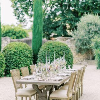 An elopement at Domaine des Martins in Provence - Atelier Capucine - Floral designer - Fine art wedding - Provence