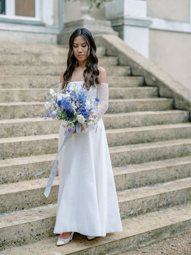 bride-bridalbouquet-weddingdress-flowers-capucineatelierfloral-paris-4